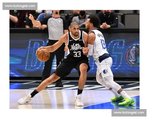 快船对阵小牛全场录像回顾关键回合解析与胜负走向复盘深度战术观察