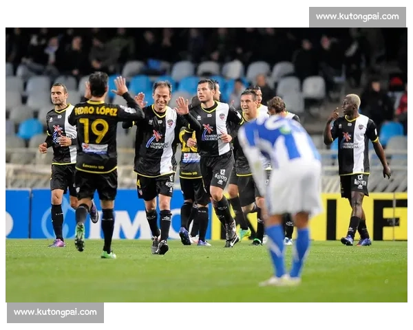 西甲焦点战皇马对阵莱万特争冠走势与战术看点全解析赛前前瞻深度