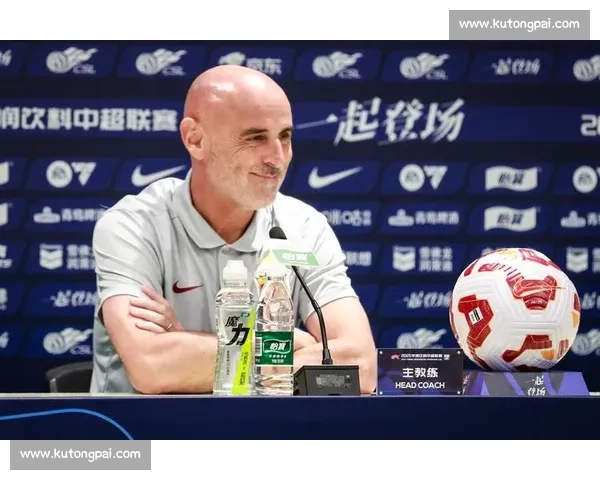 中超焦点之战广东恒大对决上海上港巅峰较量再燃冠军悬念赛季风向标
